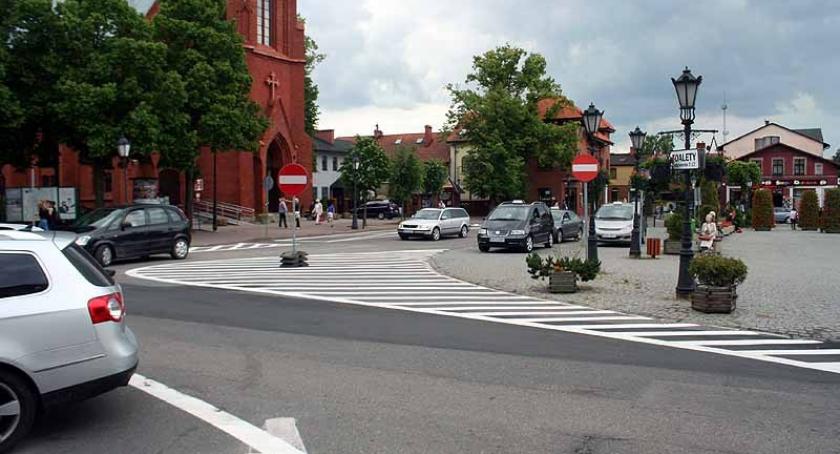 Kartuzy. Są nowe znaki, kierowcy jeżdżą 