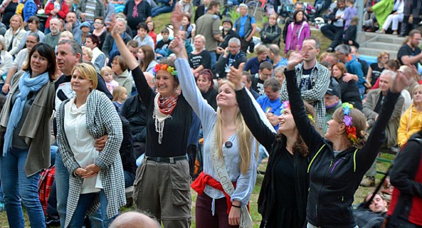 Bazuna 2015, czyli festiwal piosenki turystycznej w Sulęczynie 