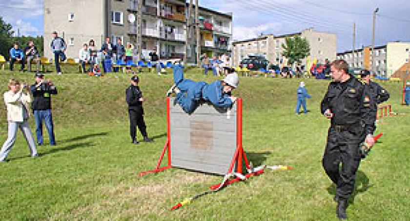 Prawie dwustu strażaków walczyło o puchary. Gminne Zawody Sportowo – Pożarnicze w Leźnie