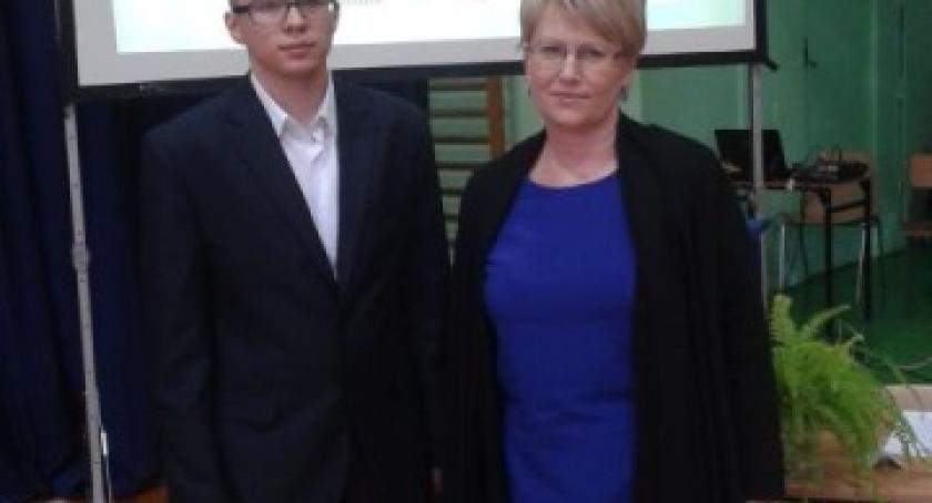 Uczeń TE w Kartuzach laureatem Ogólnopolskiego Turnieju Wiedzy i Umiejętności Handlowo-Menedżerskich
