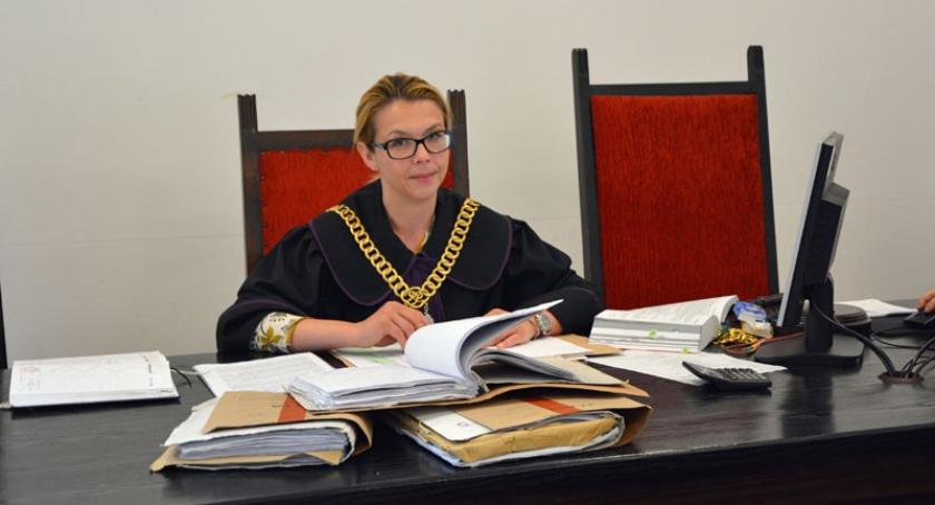 Proces ws. pijanego policjanta z Sierakowic ponownie odroczony