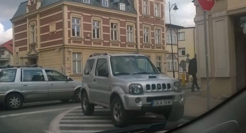 Parkują, gdzie się da 