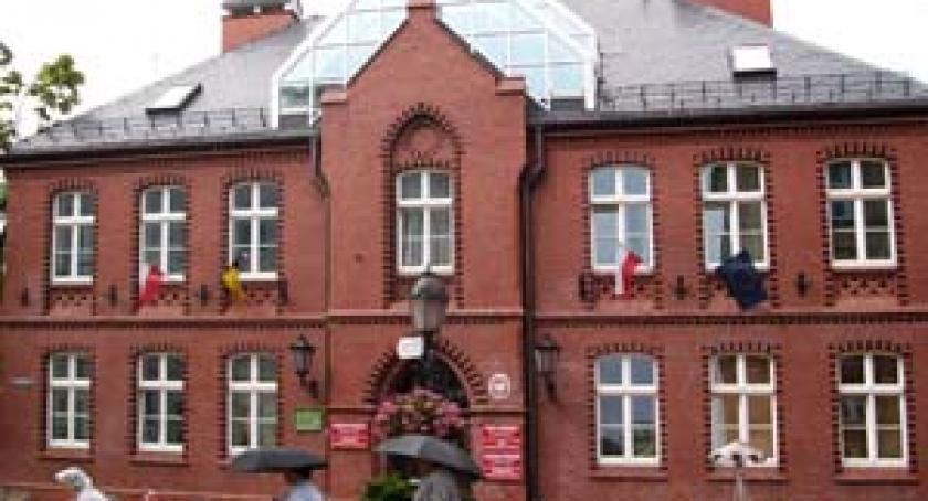Nieudane włamanie do budynku kartuskiego starostwa
