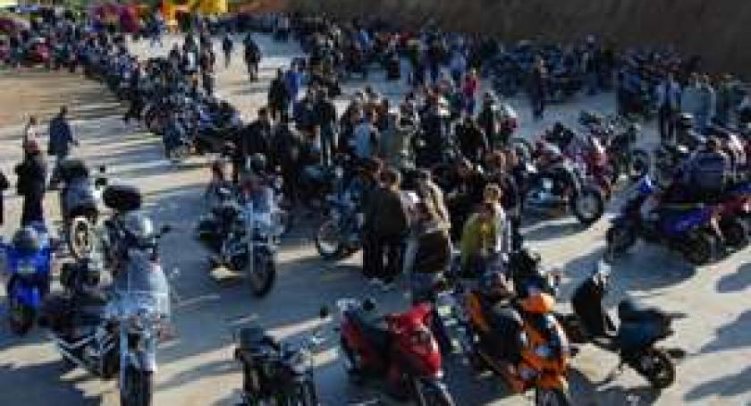 Zjechali fani ekstremalnej jazdy. I Kaszubski Zlot Motocyklowy