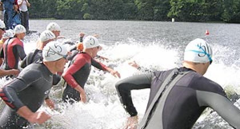 W weekend wielkie sportowe wydarzenie w Ostrzycach. VII Międzynarodowy Triathlon Tylko dla Orłów