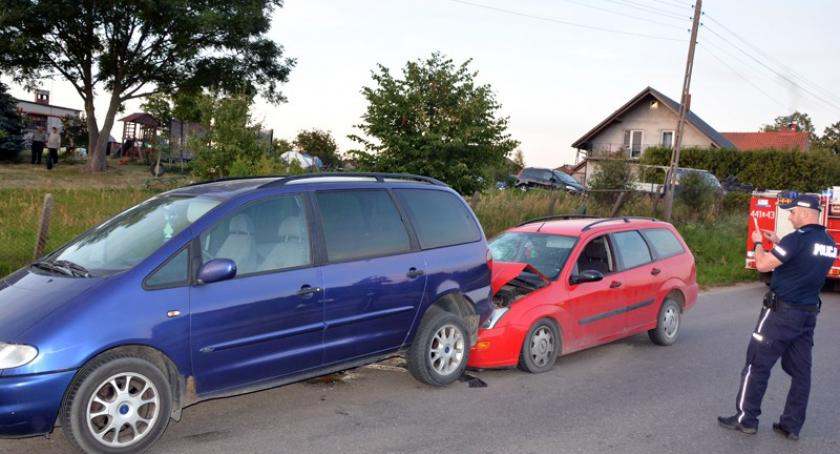 Niestępowo. Ford najechał na forda 
