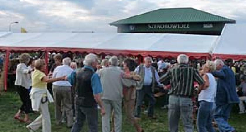 Sierakowice. Rolnicy dziękowali za tegoroczne plony 