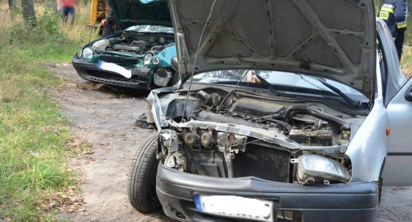 Chwaszczyno. Zderzenie nissana z toyotą - poszkodowane kilkunastoletnie dziecko