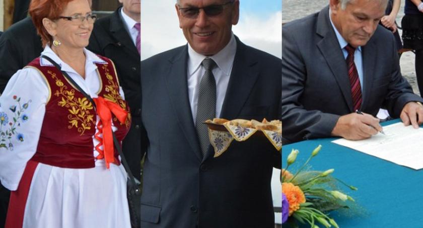 Tadeusz Kobiela, Janina Kwiecień i Mieczysław Woźniak odznaczeni za zasługi dla samorządu