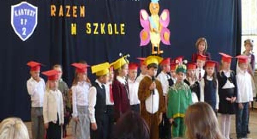 Kartuzy. Pasowanie najmłodszych uczniów 