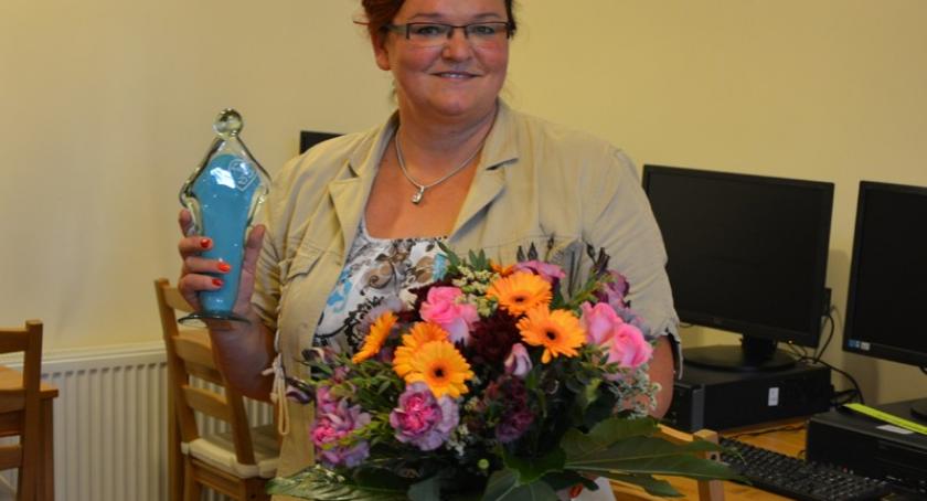 Marzena Korzeniewska ze statuetką Lady D. 