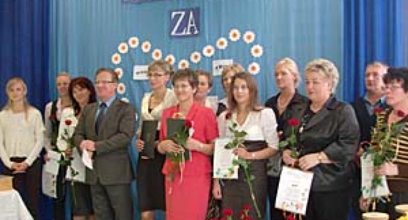 Wilanowo. Wyjątkowy apel z okazji Dnia Edukacji Narodowej