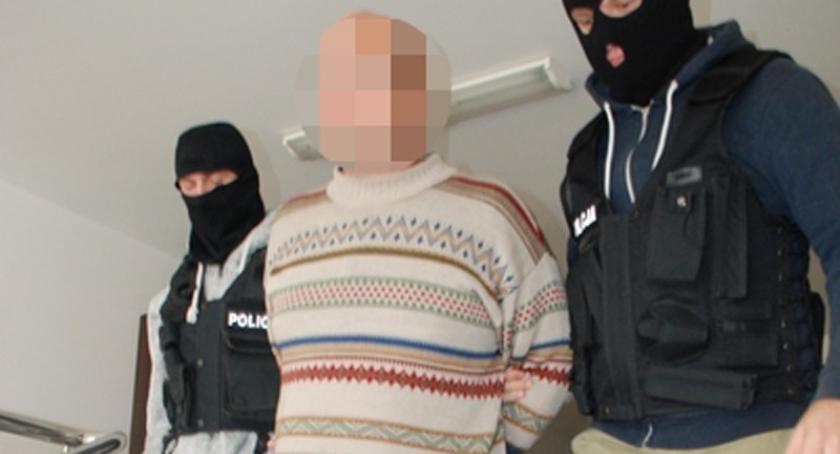 Policjanci zatrzymali pedofila z Borcza - 38-latek częściowo przyznał się do czynu