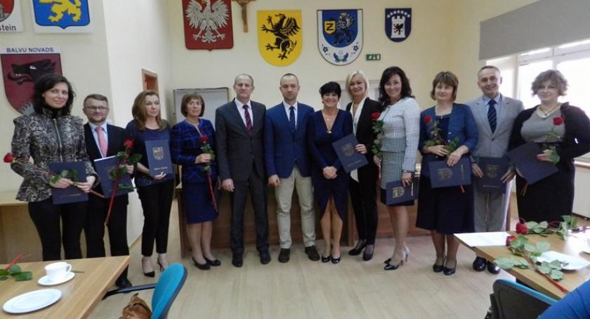 Żukowo. Dyrektorzy i nauczyciele odebrali nagrody burmistrza