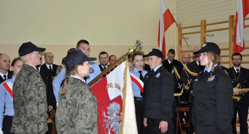 Żukowo. Kadeci ślubowali na sztandar szkoły
