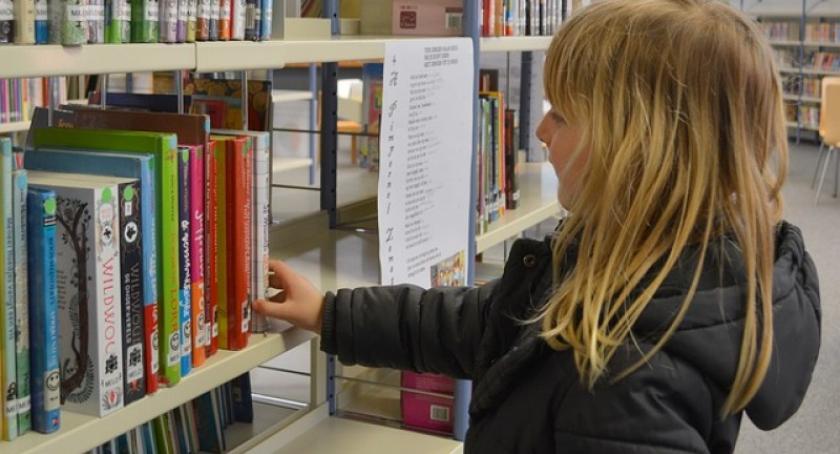 Gmina Chmielno. Ponad 7.000 zł dla bibliotek szkolnych