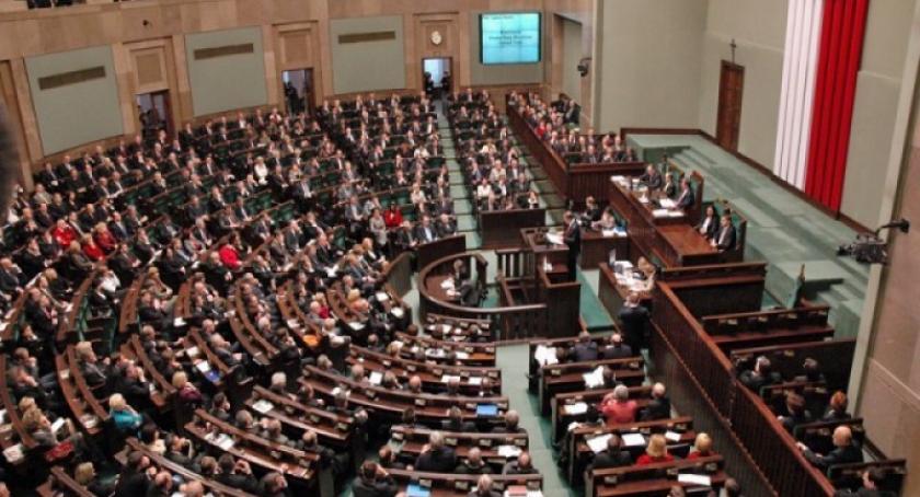 Oficjalnie! Znamy posłów naszego okręgu. Zobacz jak głosowano