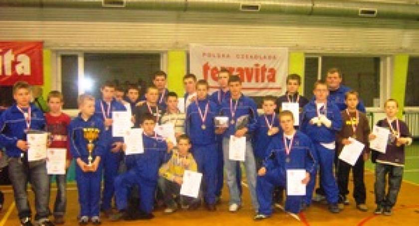 20 medali młodych zapaśników. Terravita Cup dla Cartusii