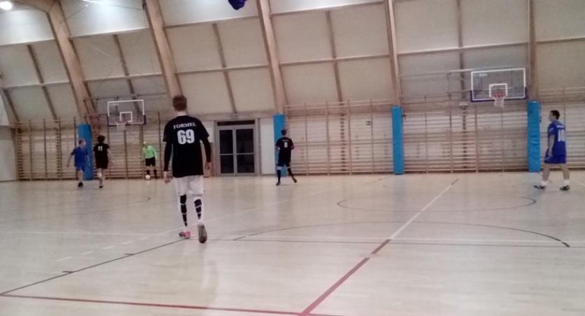 Ruszyła Somonińska Liga Piłki Nożnej Halowej