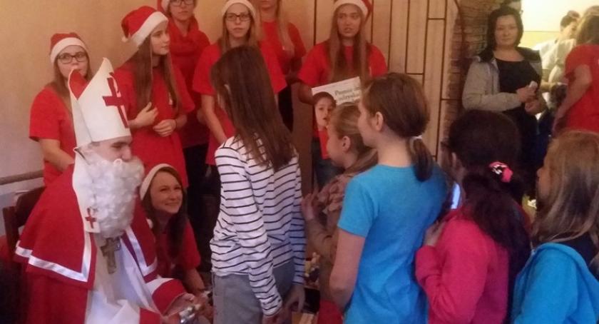 Dzierżążno. Mikołaj odwiedził najmłodszych pacjentów szpitala