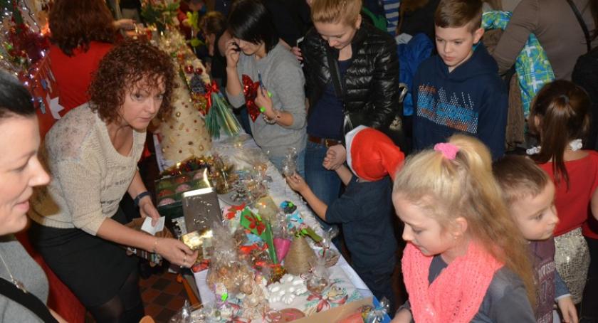 Kartuzy. Świąteczny kiermasz w 