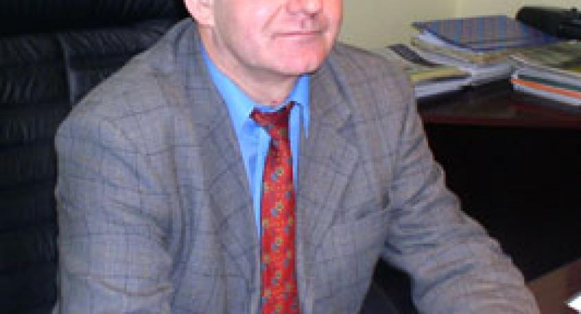 Basen tętni życiem