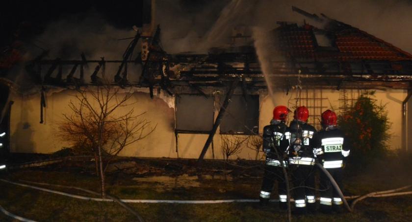 Sulęczyno. Ogień strawił budynek mieszkalny 