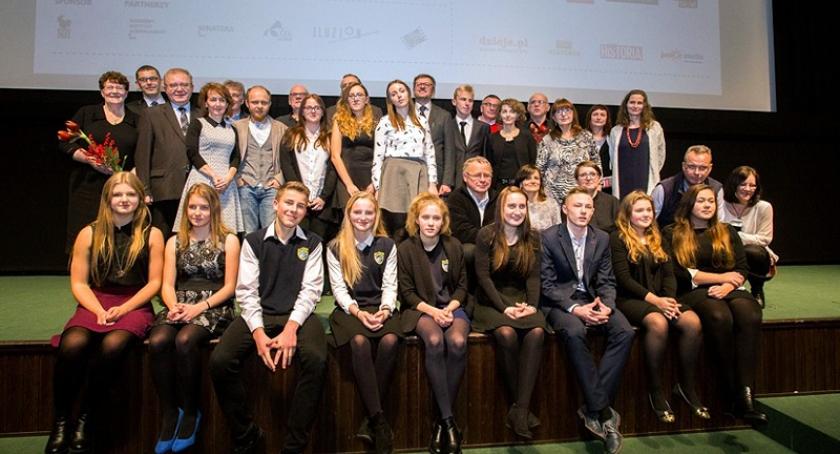 Główna nagroda dla sierakowickich gimnazjalistów w konkursie filmowym 