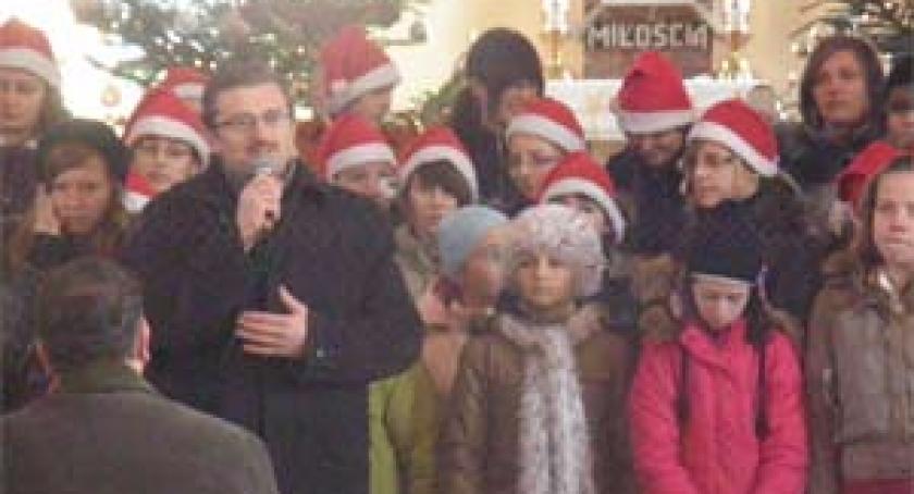 Koncert kolęd 2010 w Czeczewie - owacja na stojąco