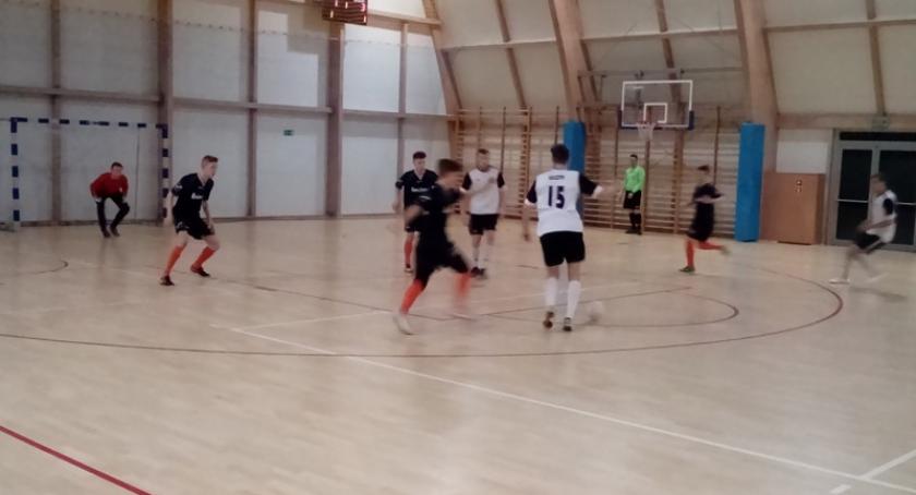 Koszkania nowym liderem somonińskiej halówki