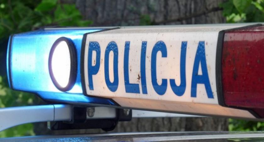 Policja podsumowuje święta - dwa wypadki, nietrzeźwy kierowca i dwie osoby z narkotykami 