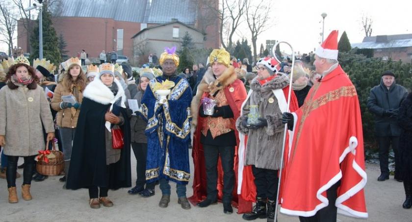 Sierakowice. Pierwszy Orszak Trzech Króli przyciągnął tłumy