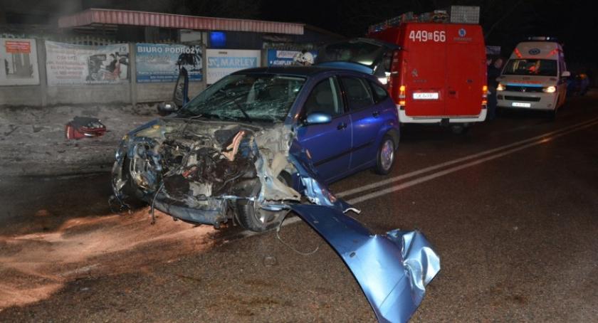 Kiełpino. Wypadek na skrzyżowaniu - trzy osoby poszkodowane