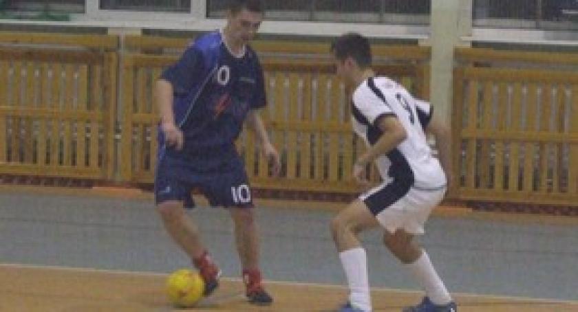 Wicemistrzostwo dla Mściwoja. KHLPN 2009/2010 zakończona