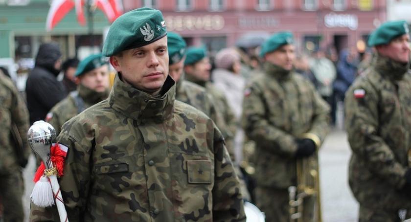 Wszyscy 18-latkowie muszą przejść kwalifikację wojskową