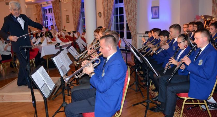 Młodzieżowa Orkiestra Dęta Gminy Sierakowice gra już od dekady!