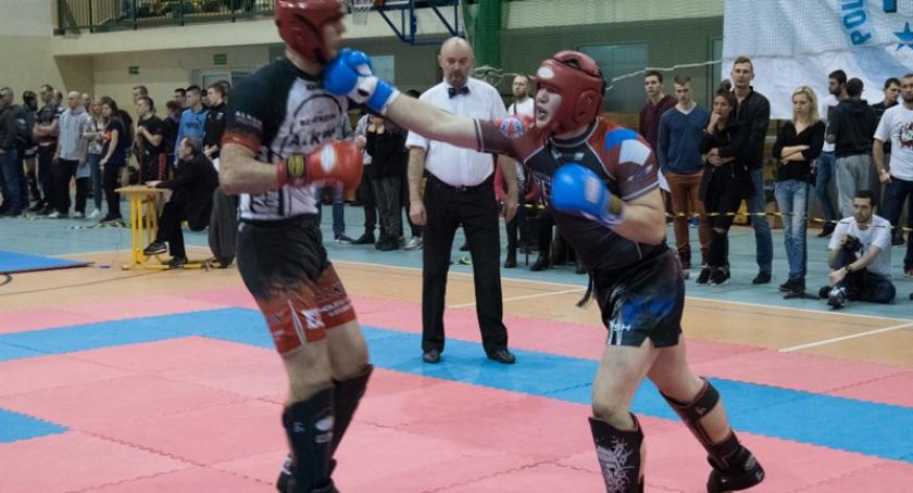 Kickboxing. Mistrzostwa Polski w Kartuzach - grad medali gospodarzy