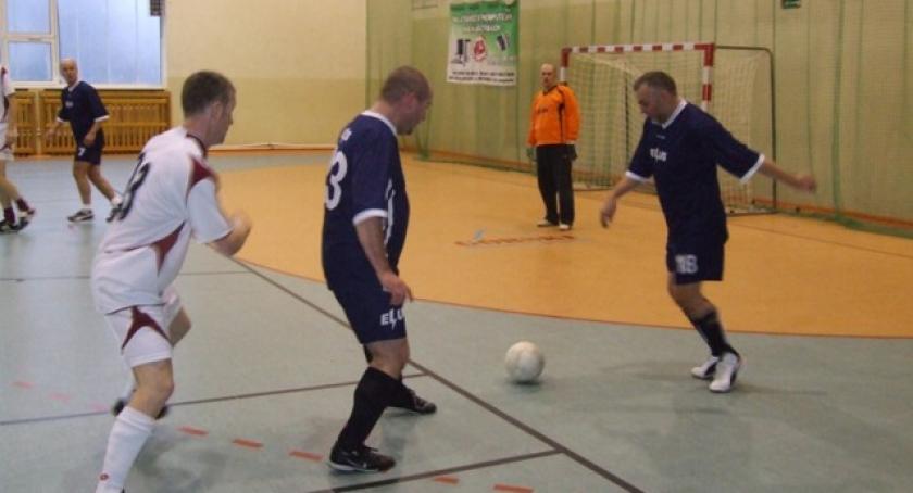 Dla kogo Oldboys Cup Kartuzy 2010? Kolejna niedziela z futsalem