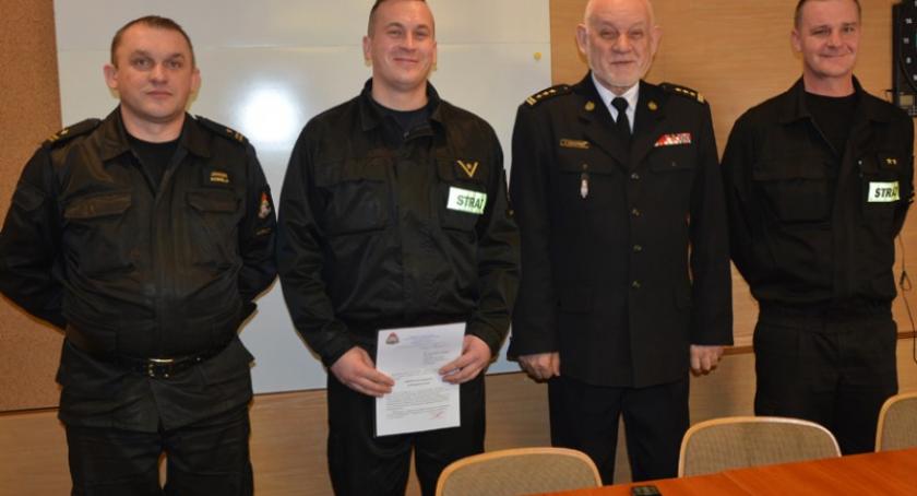 Kartuzy. Poza służbą pospieszył z pomocą osobie poszkodowanej w wypadku