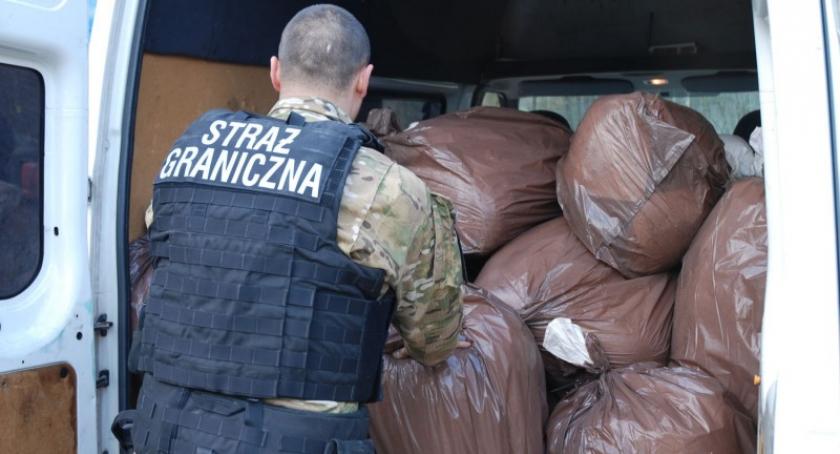 Chwaszczyno. Znaleziono nielegalny tytoń warty milion złotych 
