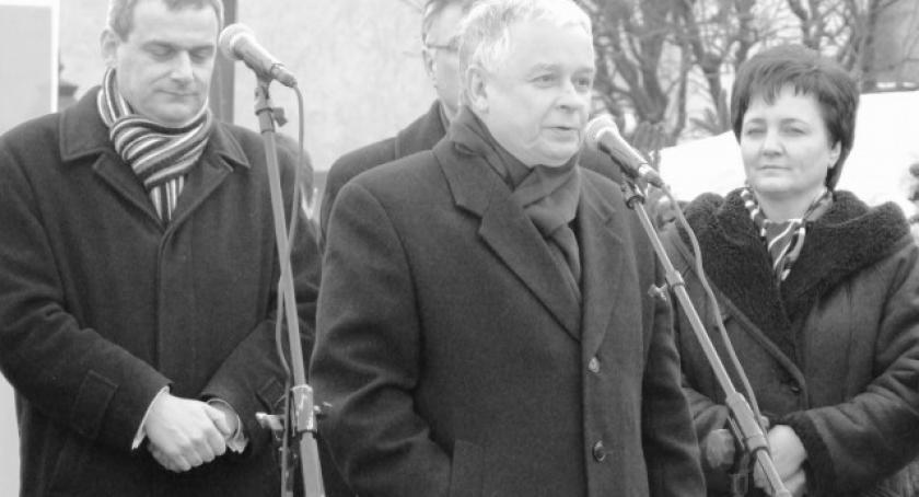 Nie żyje prezydent Kaczyński. Katastrofa w Smoleńsku - zobacz zdjęcia, film