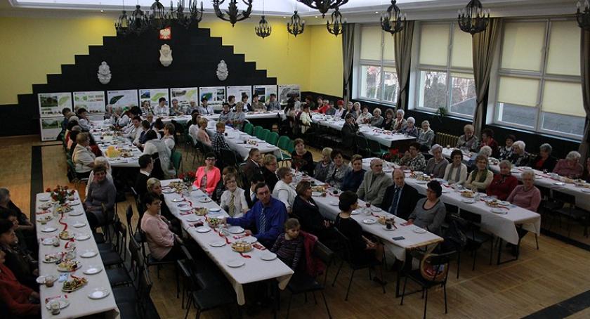 Chmielno. Seniorki świętowały Dzień Kobiet