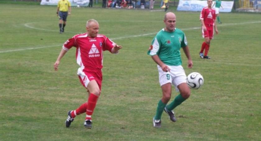 Piłkarze odrabiają straty. Dziś zagra III, IV i V Liga