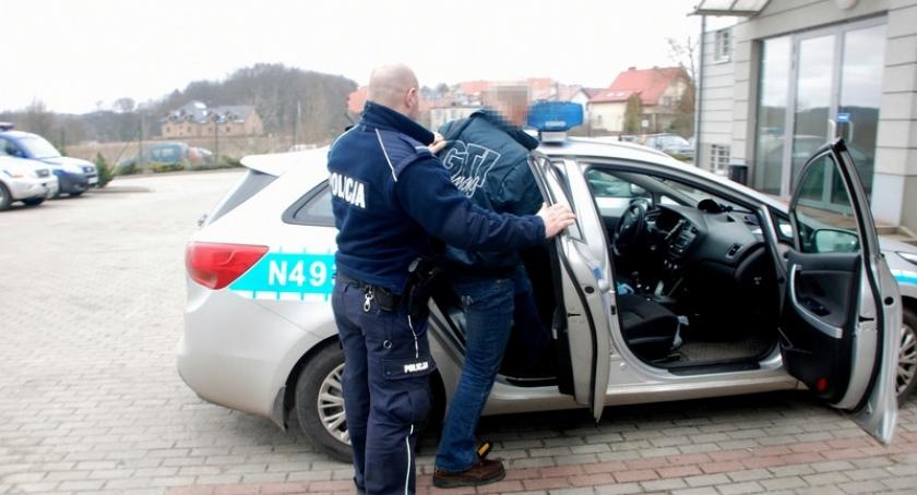 Sierakowice. Agresywny kierowca w tymczasowym areszcie