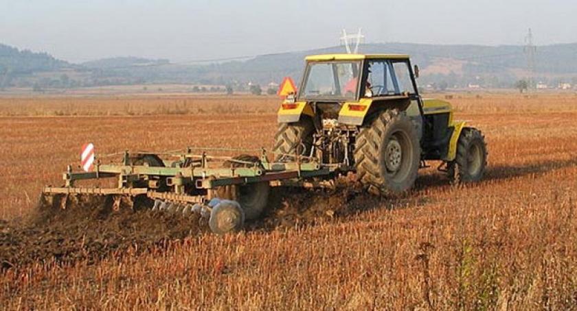 Kaplica. Ciągnik przygniótł traktorzystę