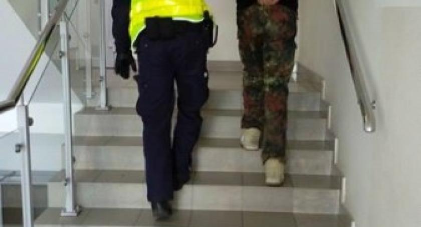 Przodkowo. 27-latek znęcał się nad rodziną, trafi do aresztu tymczasowego