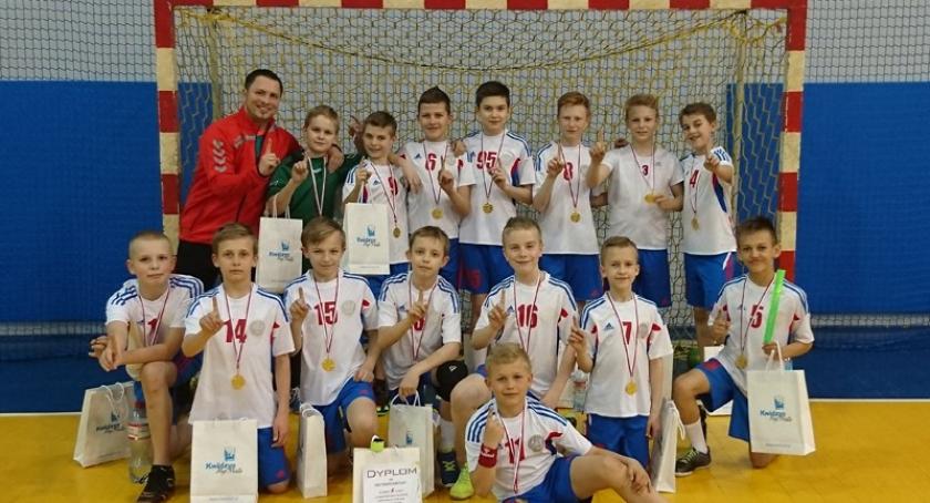 Piłkarze ręczni Tropsa mistrzami ligi wojewódzkiej
