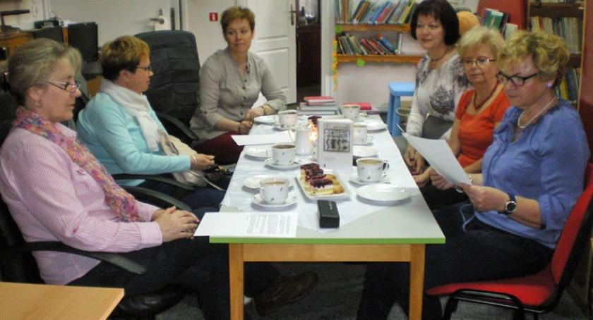 Stężyca. Spotkanie Dyskusyjnego Klubu Książki - 