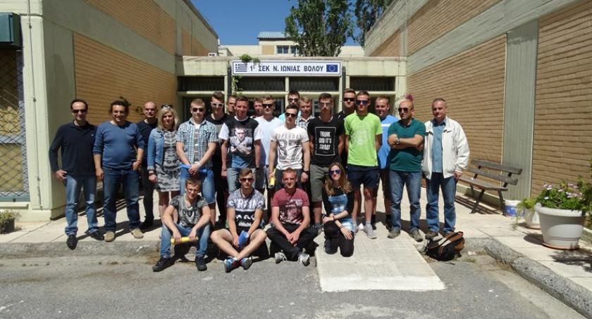 Uczniowie kartuskiego 