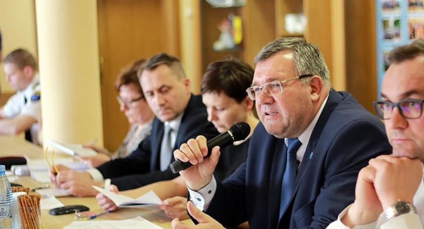 Kartuzy. Coraz więcej płatnych parkingów - radni proponują inne rozwiązania problemu